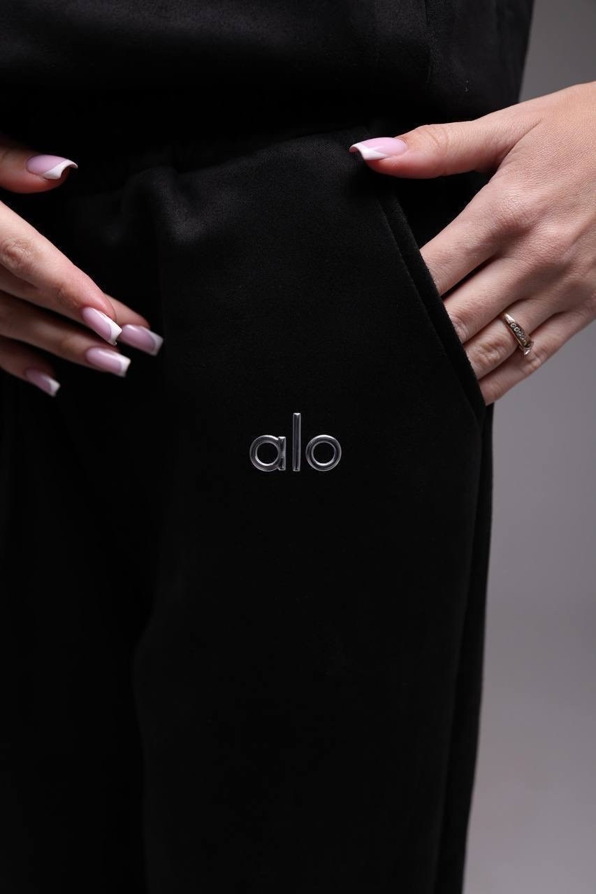 женские костюмы спортивные,стильные костюмы,костюм велюровый,женские костюмы,костюм бежевый