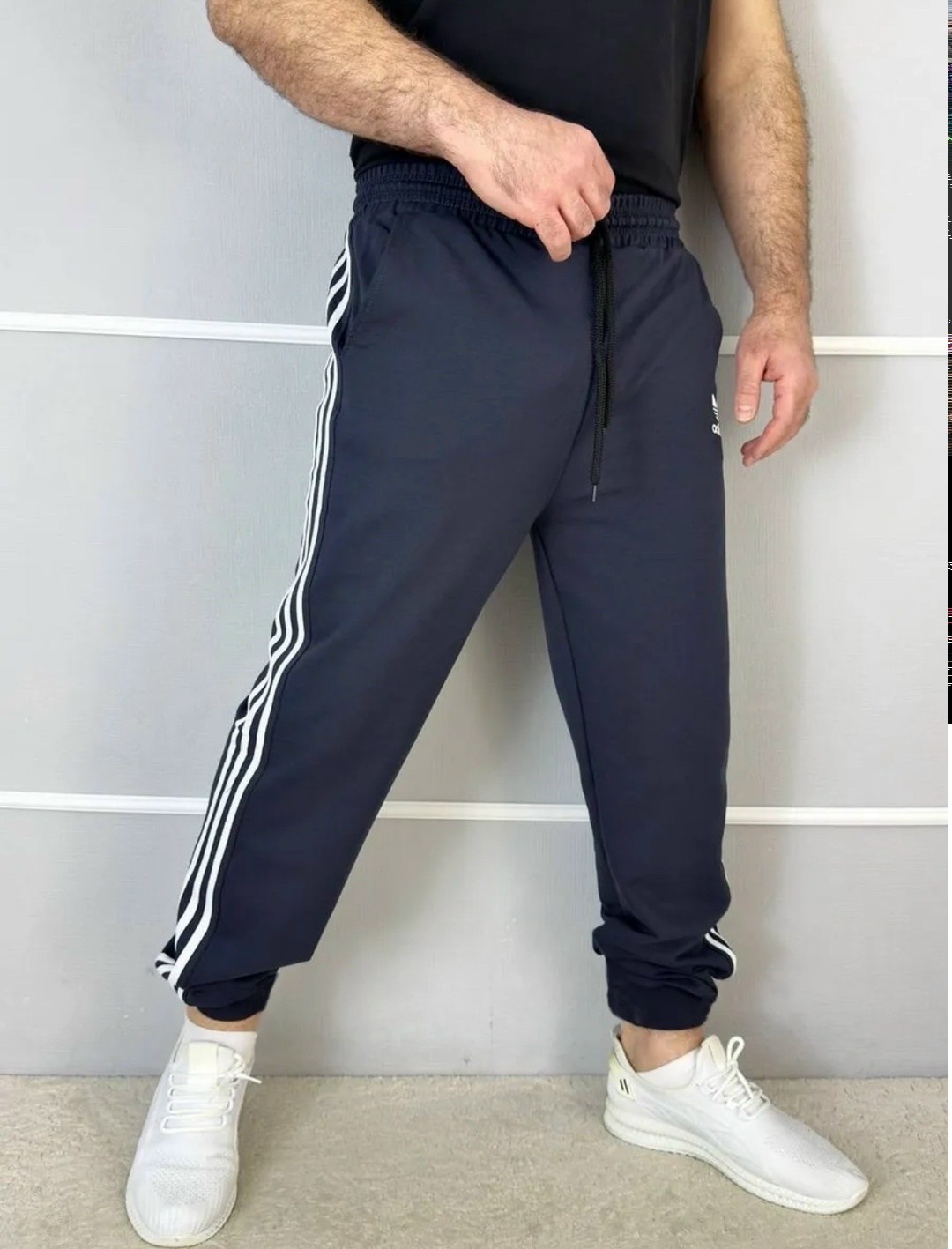 штаны спортивные,спортивные штаны мужские,спортивные брюки,мужские спортивные брюки,мужские спортивные штаны adidas