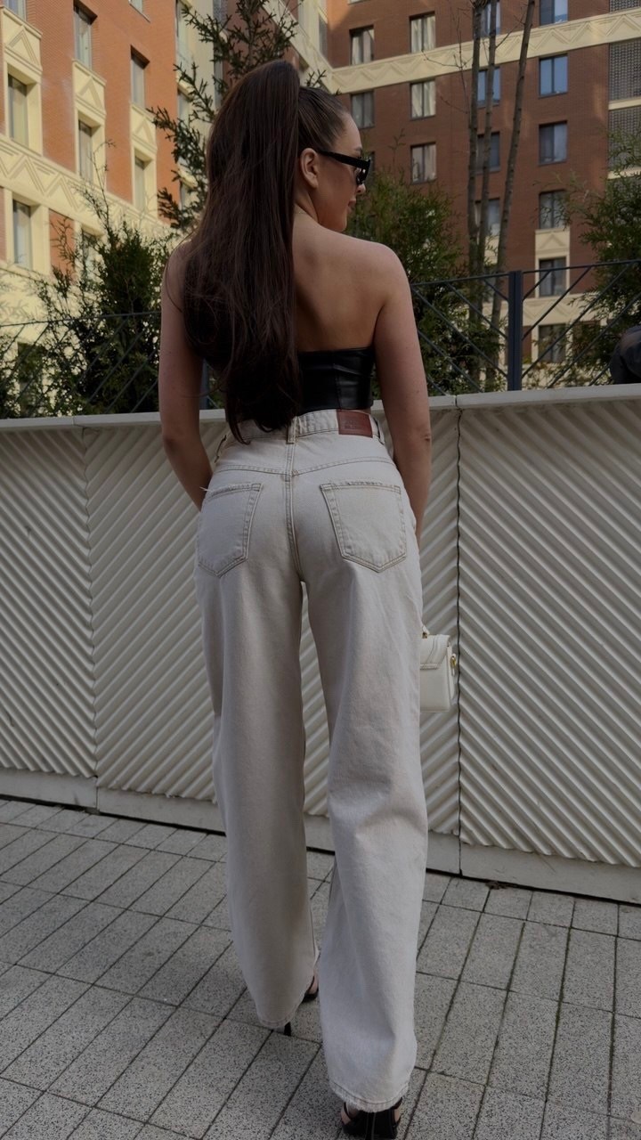 стильные наряды,девушка модная,black design leather bustier,джинсы женские