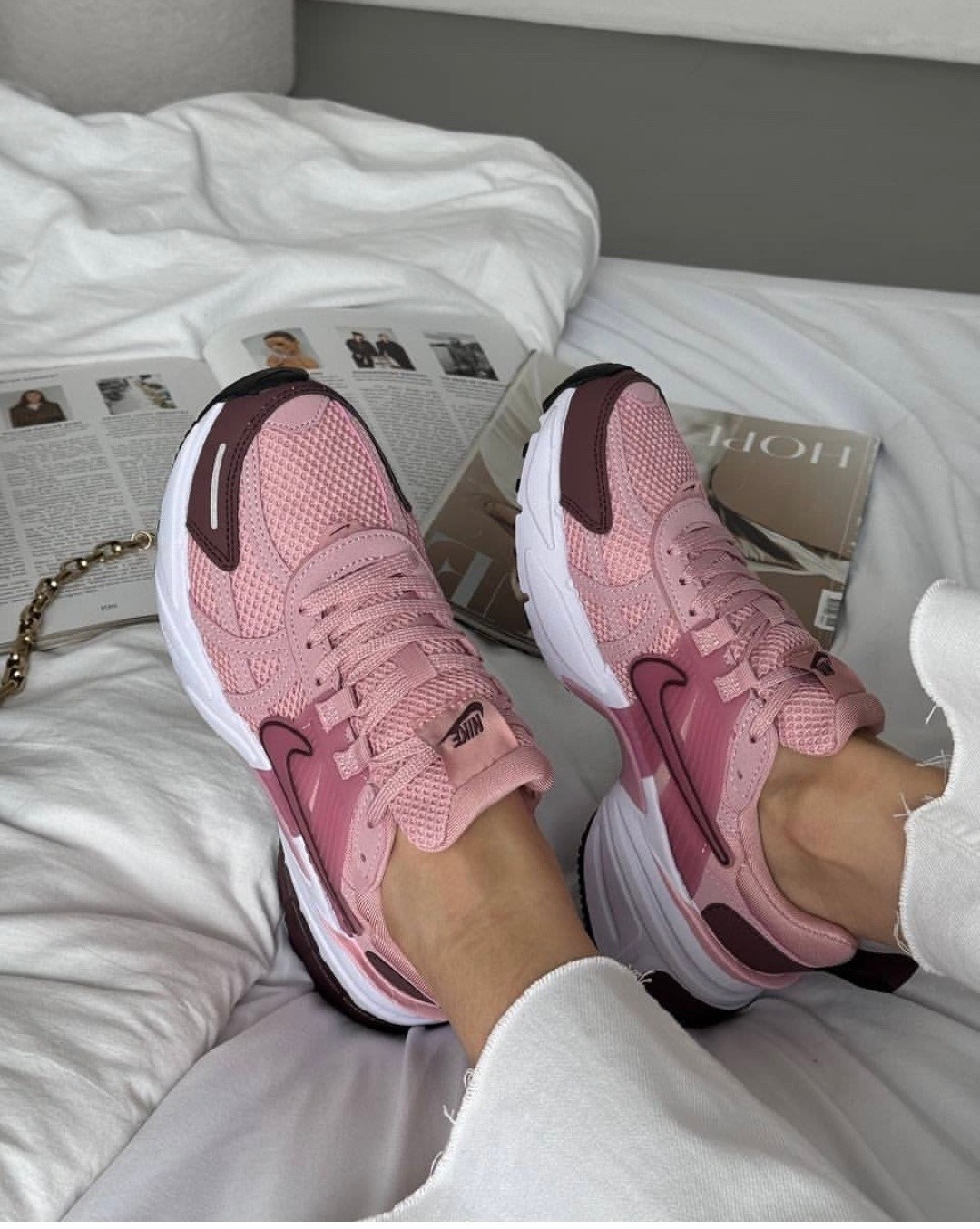 женские кроссовки,кроссовки,кроссовки nike женские,спортивная ,розовые кроссовки