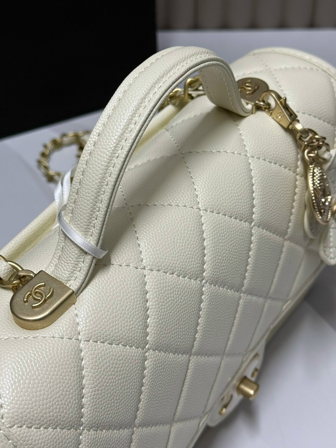 сумка chanel,сумка chanel женская,сумка шанель белая,шанель сумка,сумочка модная