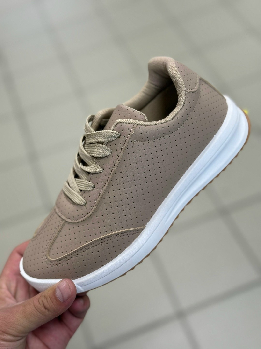 ,кроссовки женскиe,повседневные кроссовки,спортивная ,кроссовка