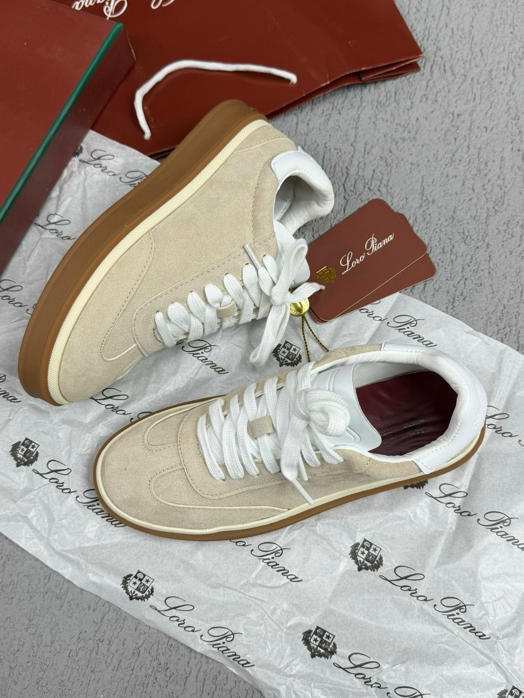 кроссовки loro piana,,кеды loro piana,кеды замшевые,кеды брендовые