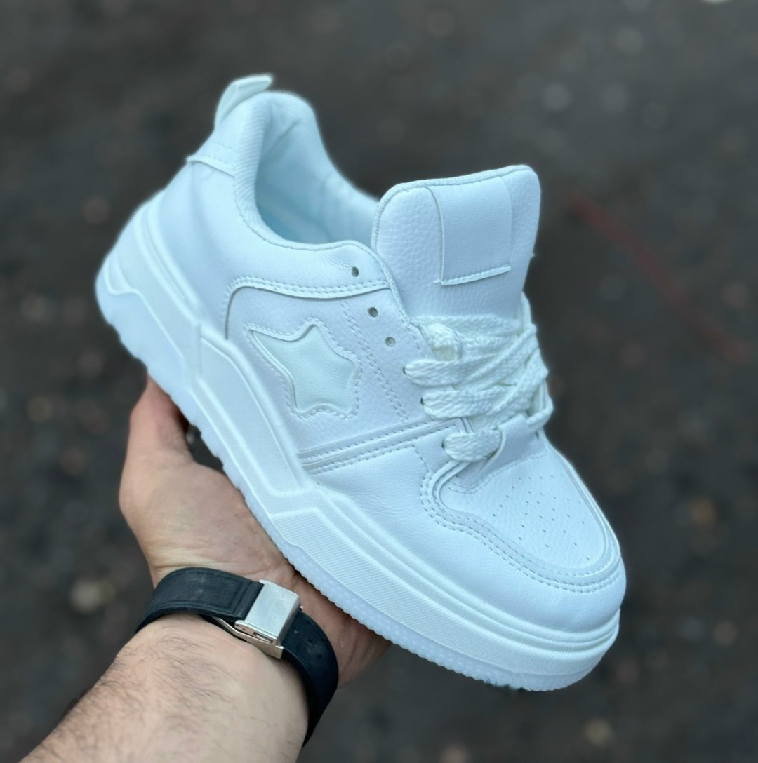 ,женские кроссовки,белые кроссовки,кроссовки для девушек,низкие кроссовки