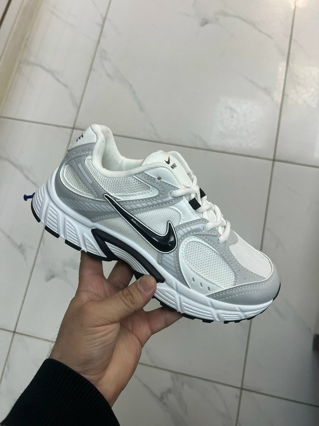 кроссовки nike,кроссовки v5 rnr nike,женские кроссовки nike,женские кроссовки nike v5 rnr с дышащей сеткой и легкой амортизацией,кроссовки найк