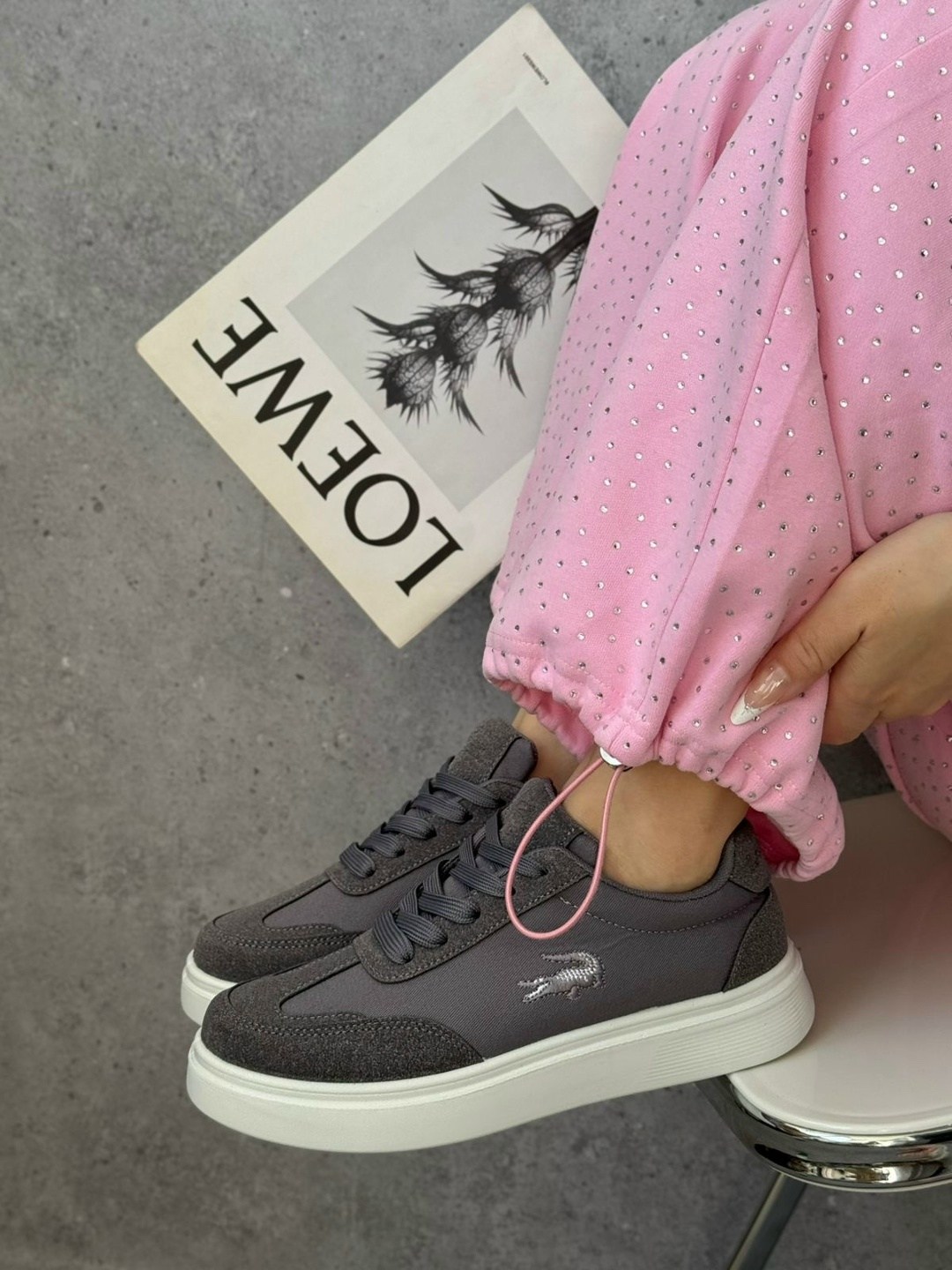 ,кроссовки lacoste,женские кроссовки,модные кроссовки,кроссовки замш