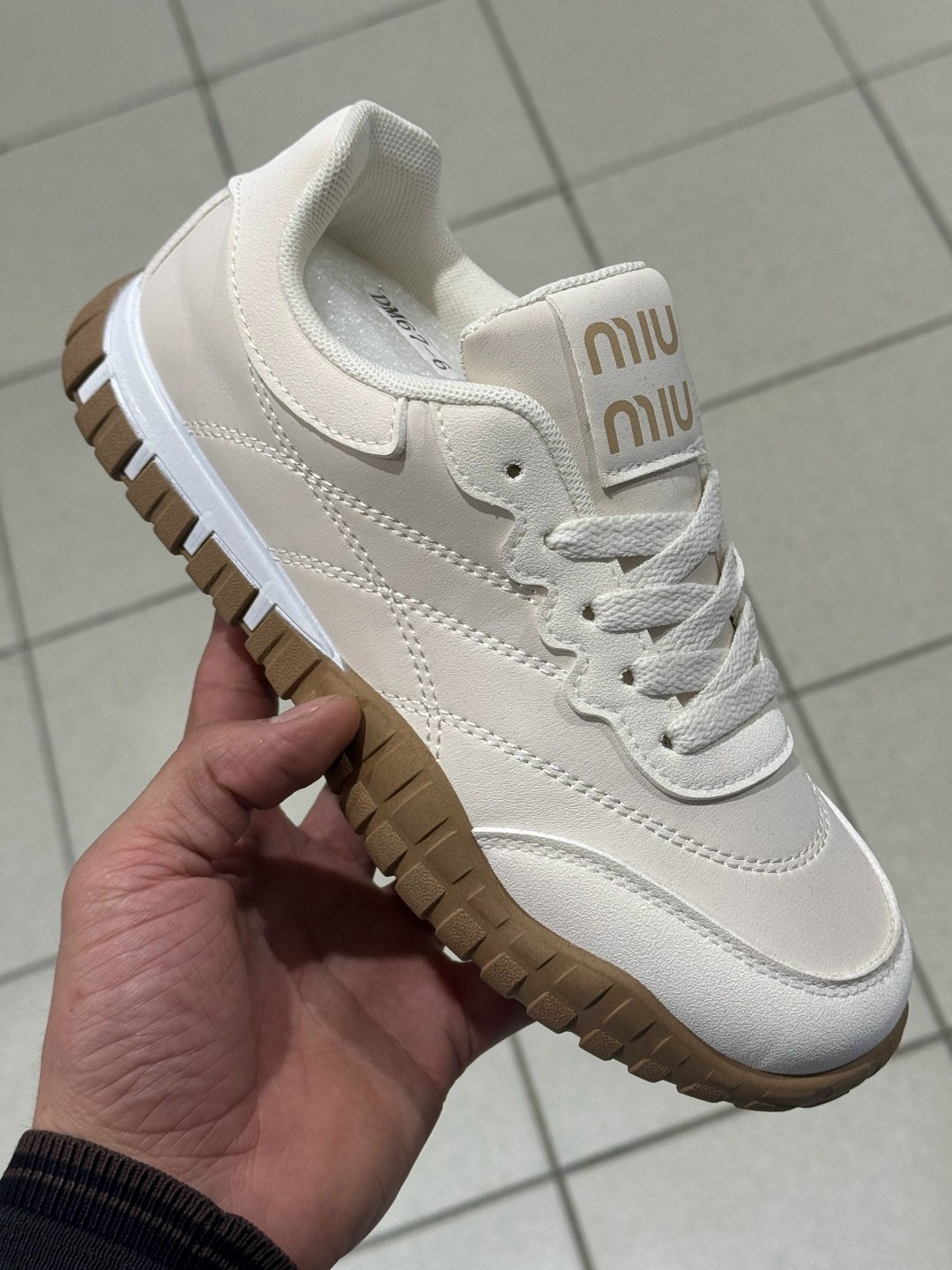 кроссовки женскиe,кроссовки,классические кроссовки женские,кроссовка,кроссовки удобные