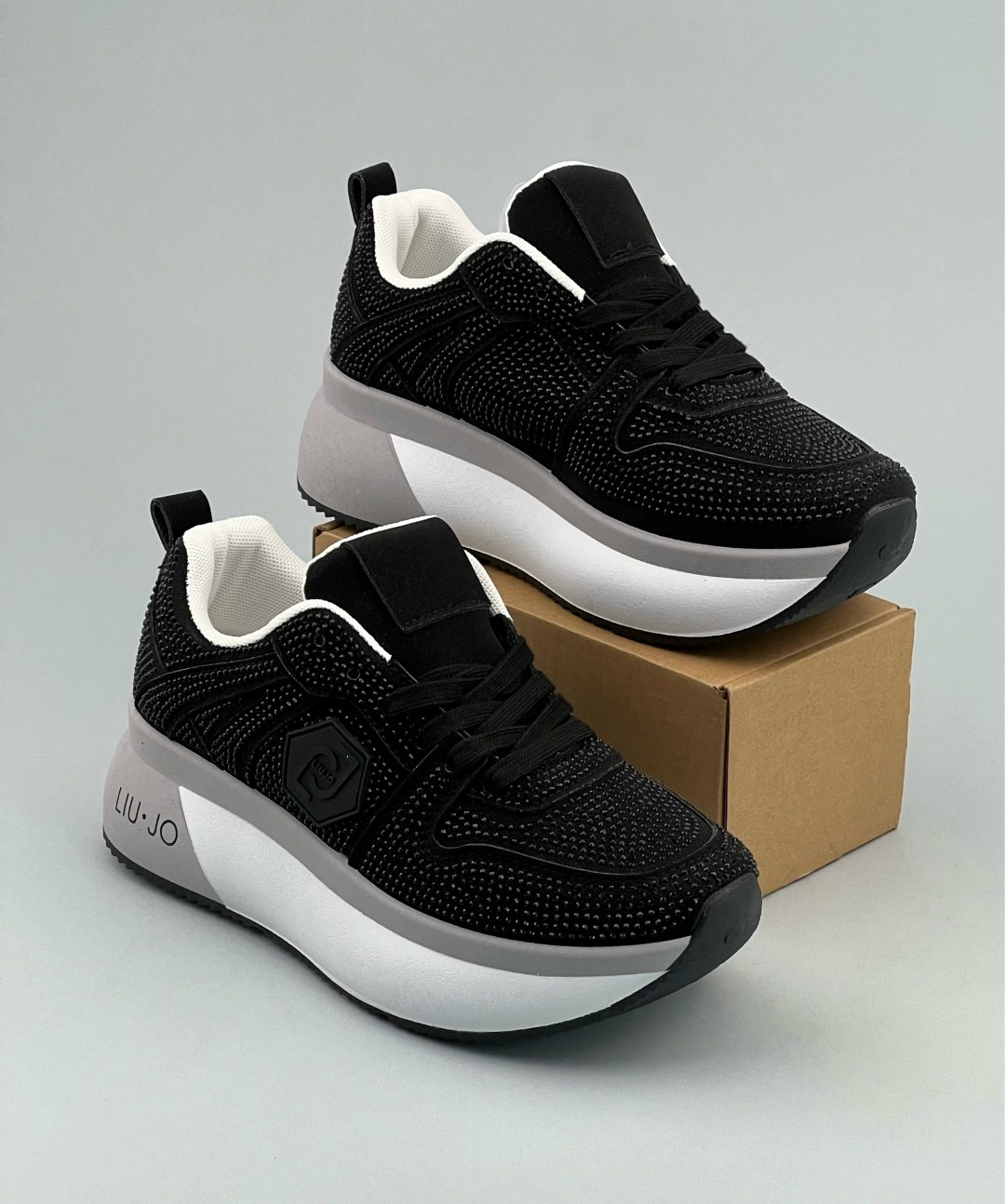 ,кроссовки женские liu jo,женские кроссовки,кроссовки liu jo,кроссовки liu jo кроссовки