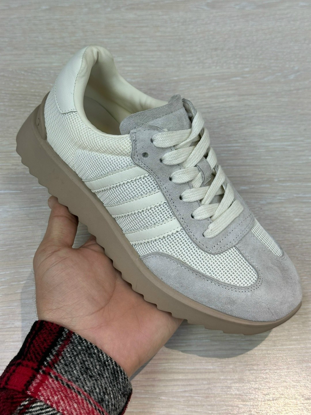 кроссовки adidas,кроссовки женские adidas,,кроссовки мужские adidas,кроссовки adidas retropy