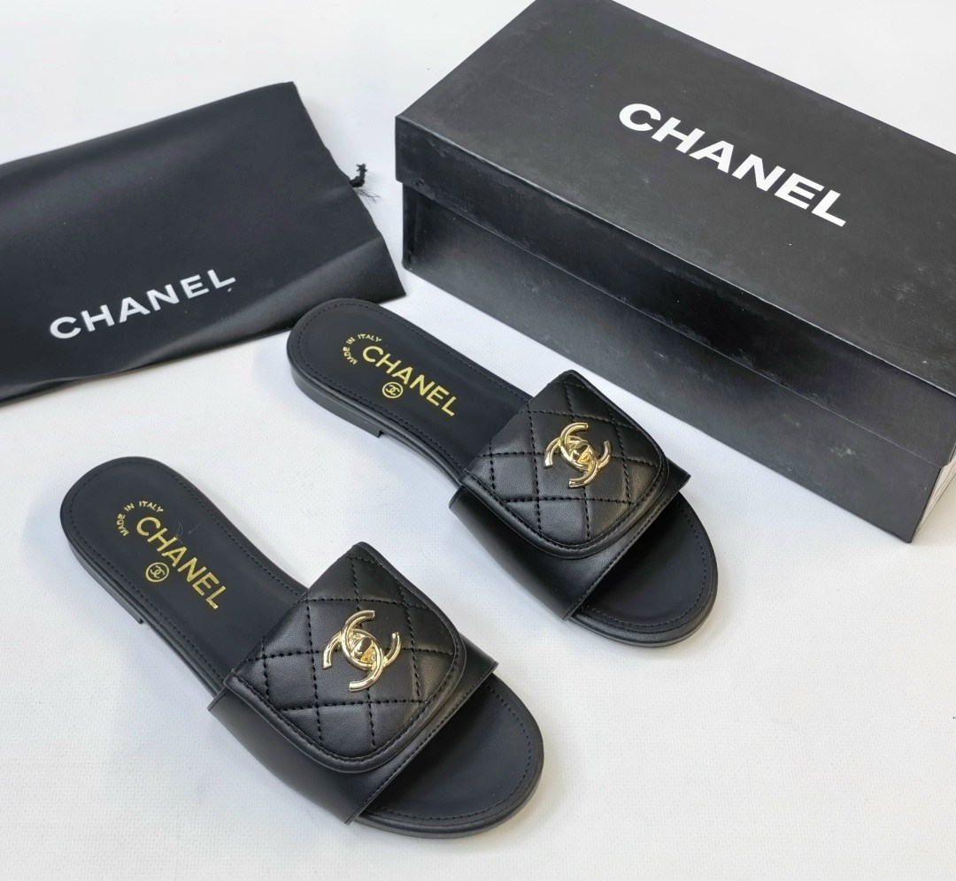 шлепанцы chanel,черные кожаные шлепки chanel,женские шлепанцы chanel,тапочки женские chanel,тапочки chanel