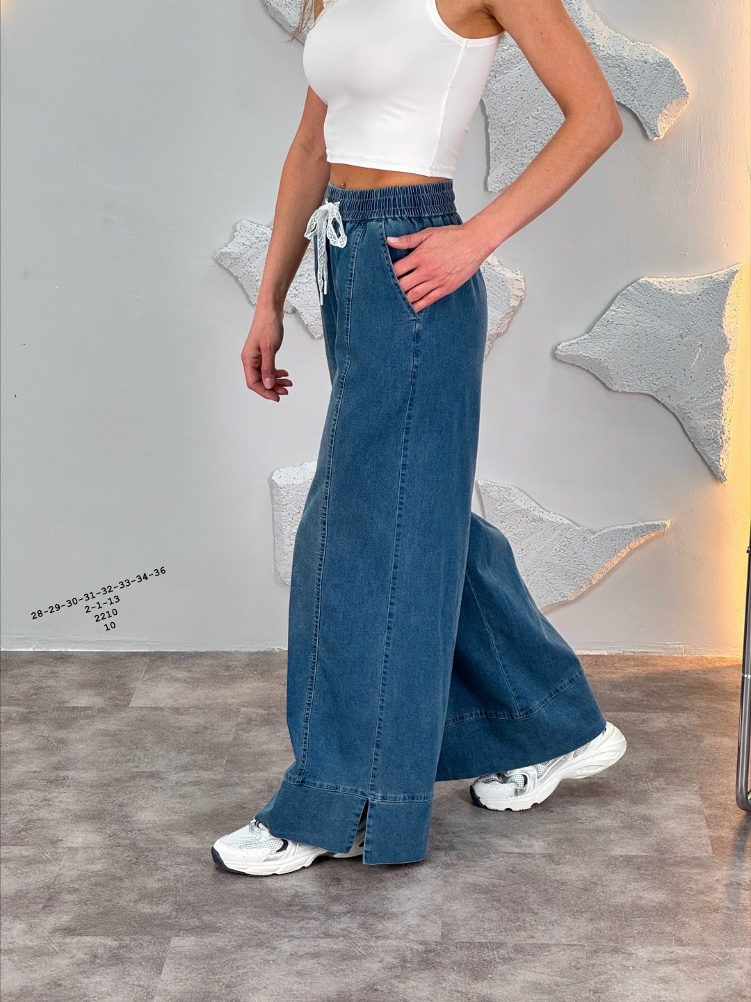 женские джинсы широкие,женские джинсы,джинсы широкие,джинсы стильные,брюки джинсы