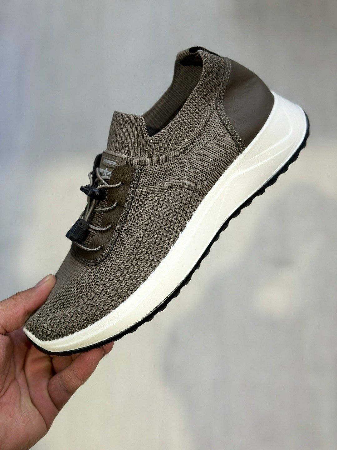 ,женские кроссовки,повседневная ,повседневные кроссовки,дышащие кроссовки