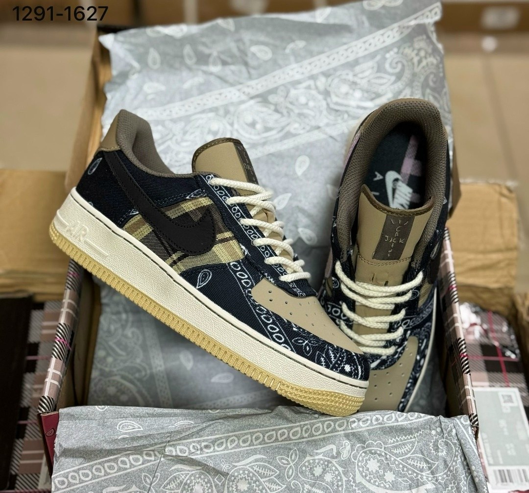 nike sb dunk low travis scott,кроссовки nike dunk low sb x travis scott,кроссовки,кроссовки travis scott x nike air force 1 low,travis scott x nike sb dunk low