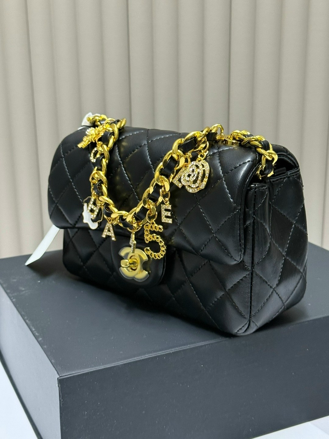 сумка шанель,сумка женская chanel,сумка chanel,сумка шанель оригинал,в стиле шанель