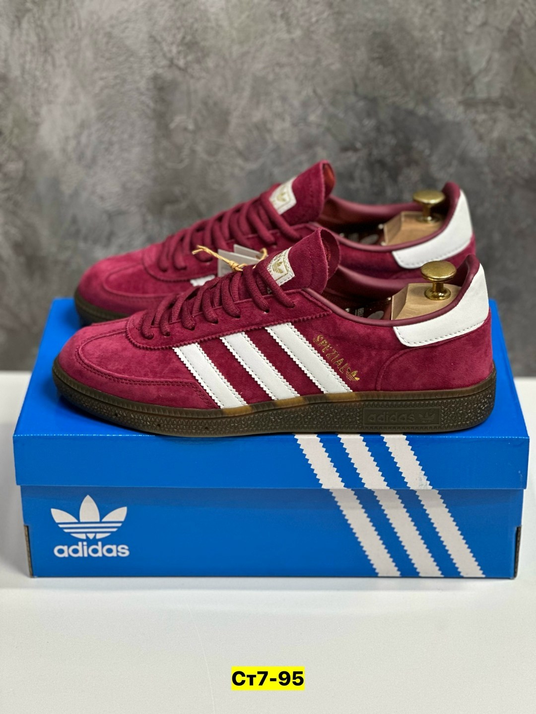 кроссовки adidas spezial,кроссовки кеды из натуральной замши adidas spezial,кеды adidas spezial adidas цвет бордовый,кроссовки adidas handball spezial,кроссовки adidas