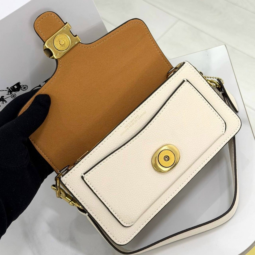 модная сумка,женская сумка coach,сумка coach,дизайнерские сумки,сумка coach tabby белая