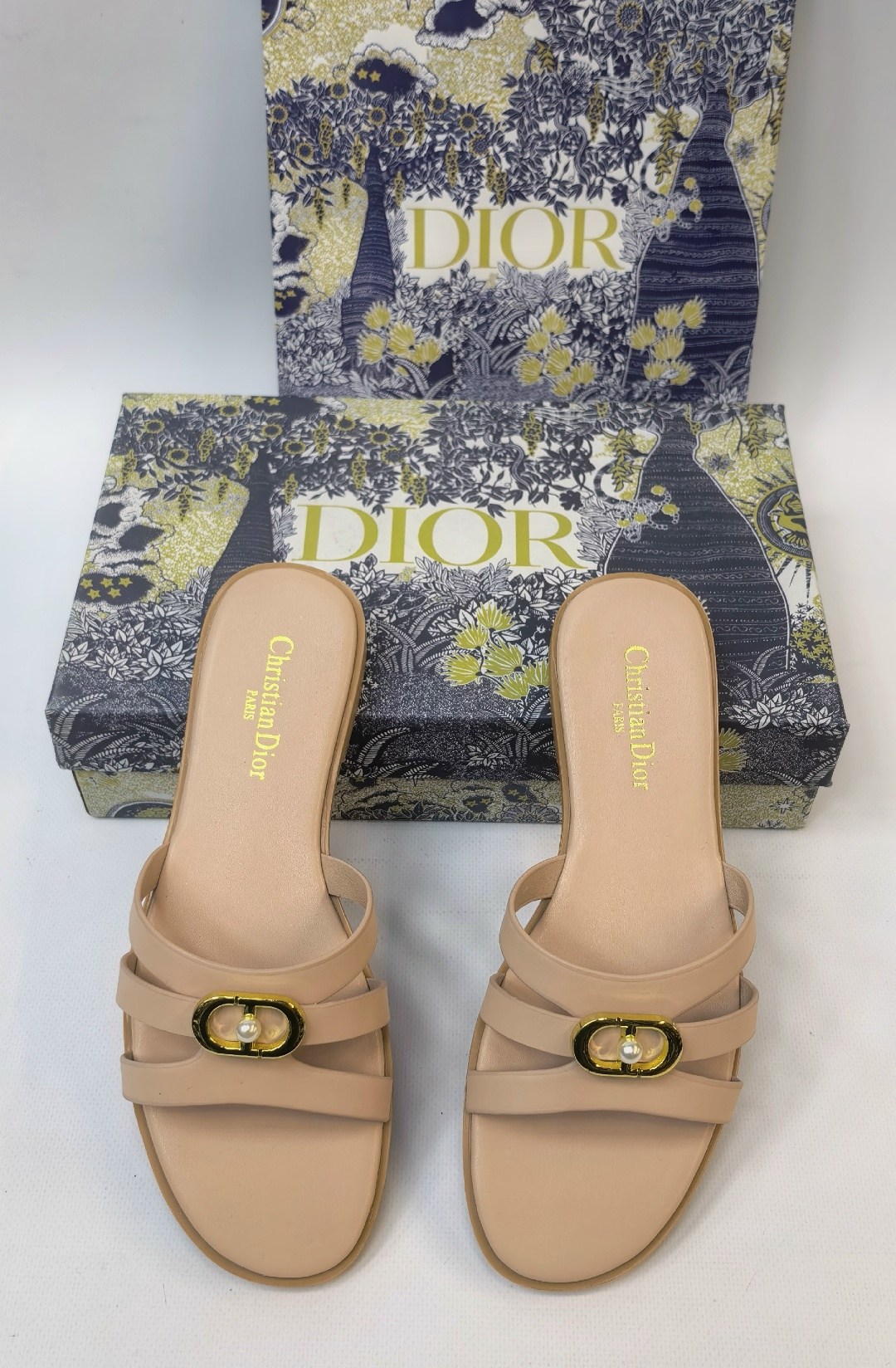 шлепанцы кристиан диор,шлепанцы женские кристиан диор,шлепки диор,шлепанцы christian dior,шлепки кристиан диор