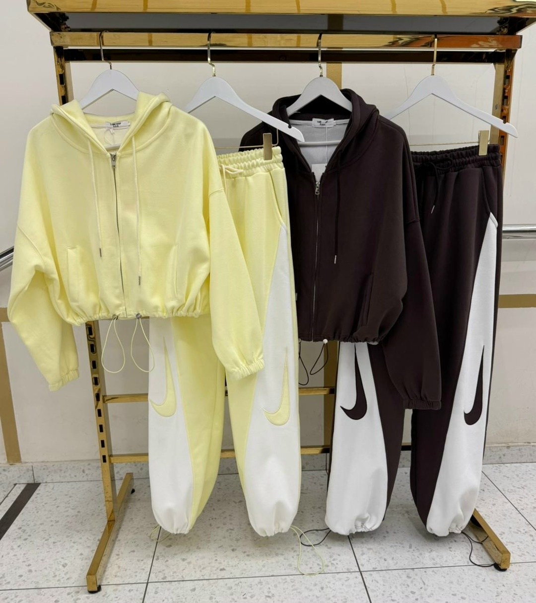 женский спортивный костюм,стильные костюмы,костюм спортивный,костюм спортивные женские костюмы,спортивный костюм nike