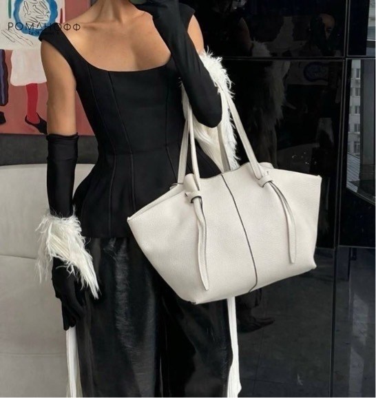 женская сумка,сумка тоут женская,модная сумка,большие сумки,сумка тоут большая