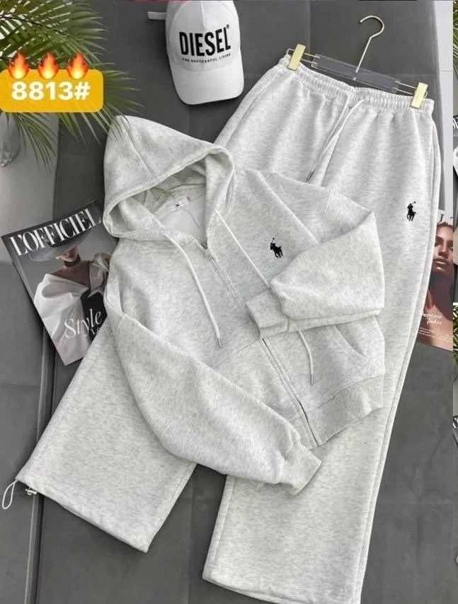 костюм на флисе,костюм женский,костюм женский на флисе,спортивный костюм,трикотажные костюмы