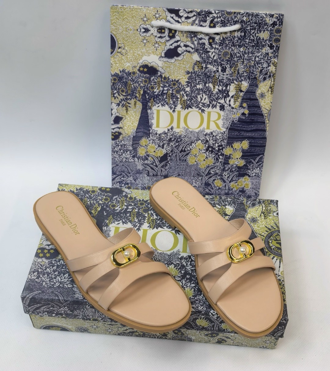 шлепанцы кристиан диор,шлепанцы женские кристиан диор,шлепки диор,шлепанцы christian dior,шлепки кристиан диор