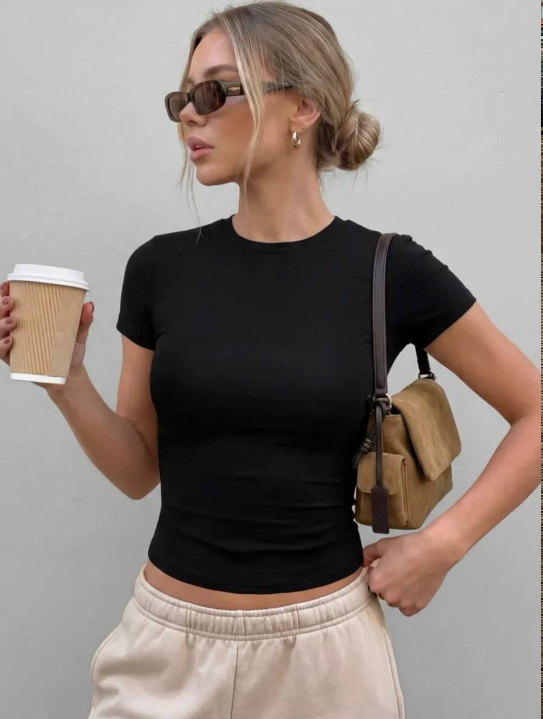 девушка,девушка стиль,девушки блондинка,стройная девушка,короткая юбка