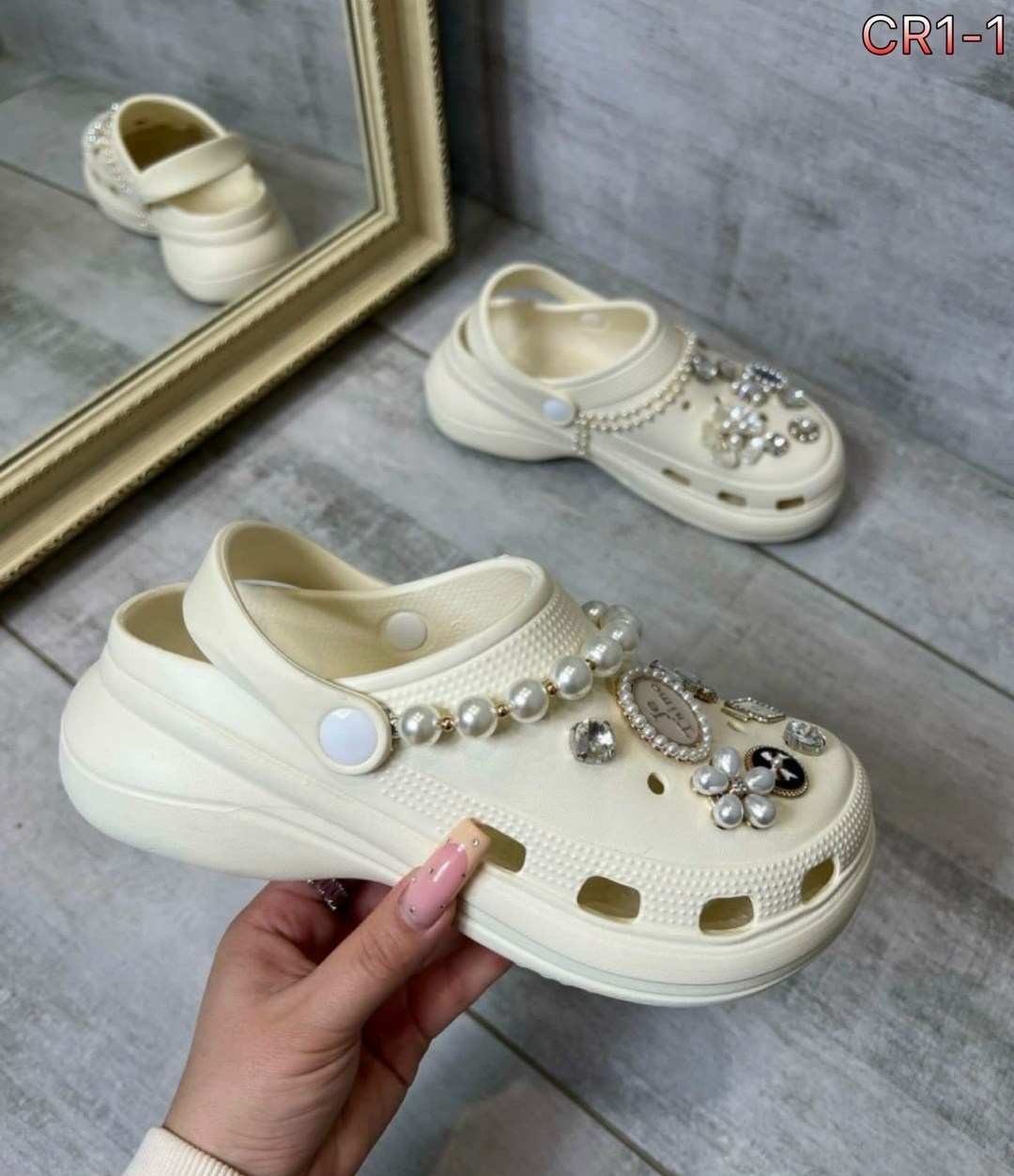 женские кроксы,кроксы с жемчужинами,шлепанцы женские,женские сабо crocs,сабо женские