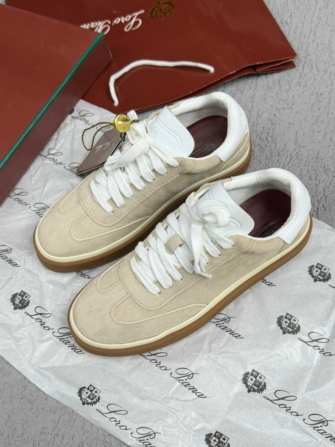 кроссовки loro piana,,кеды loro piana,кеды замшевые,кеды брендовые