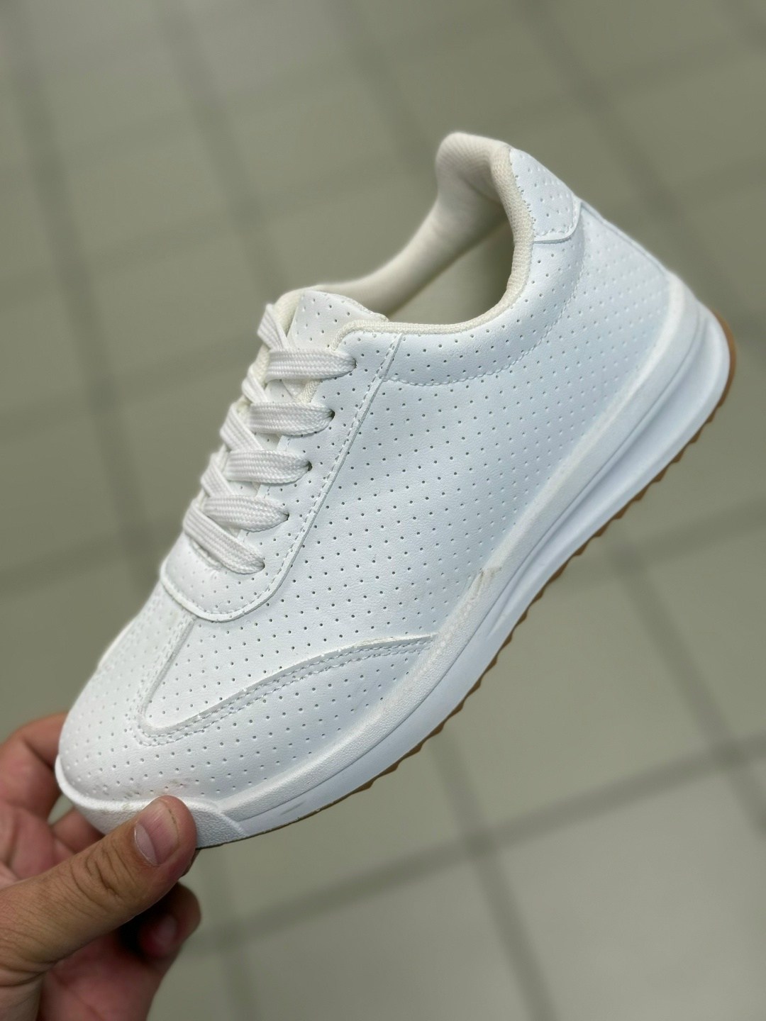 ,кроссовки женскиe,повседневные кроссовки,спортивная ,кроссовка