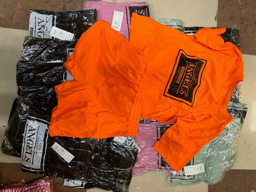 одежда оптом,поставщики одежды,упаковка одежды,,текстиль