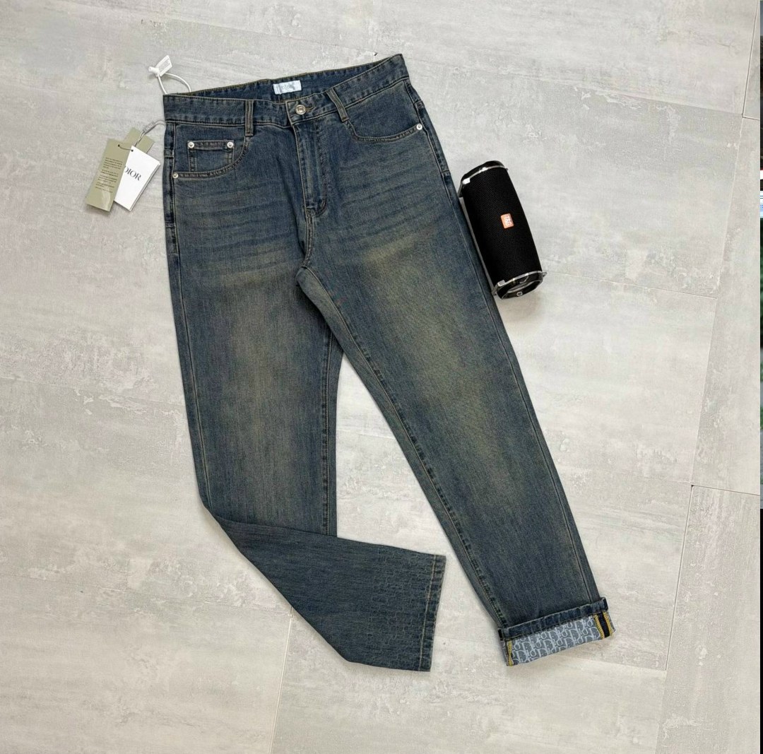 джинсы стильные,мужские джинсы,джинсы молодежные,джинсы,джинсы прямого кроя