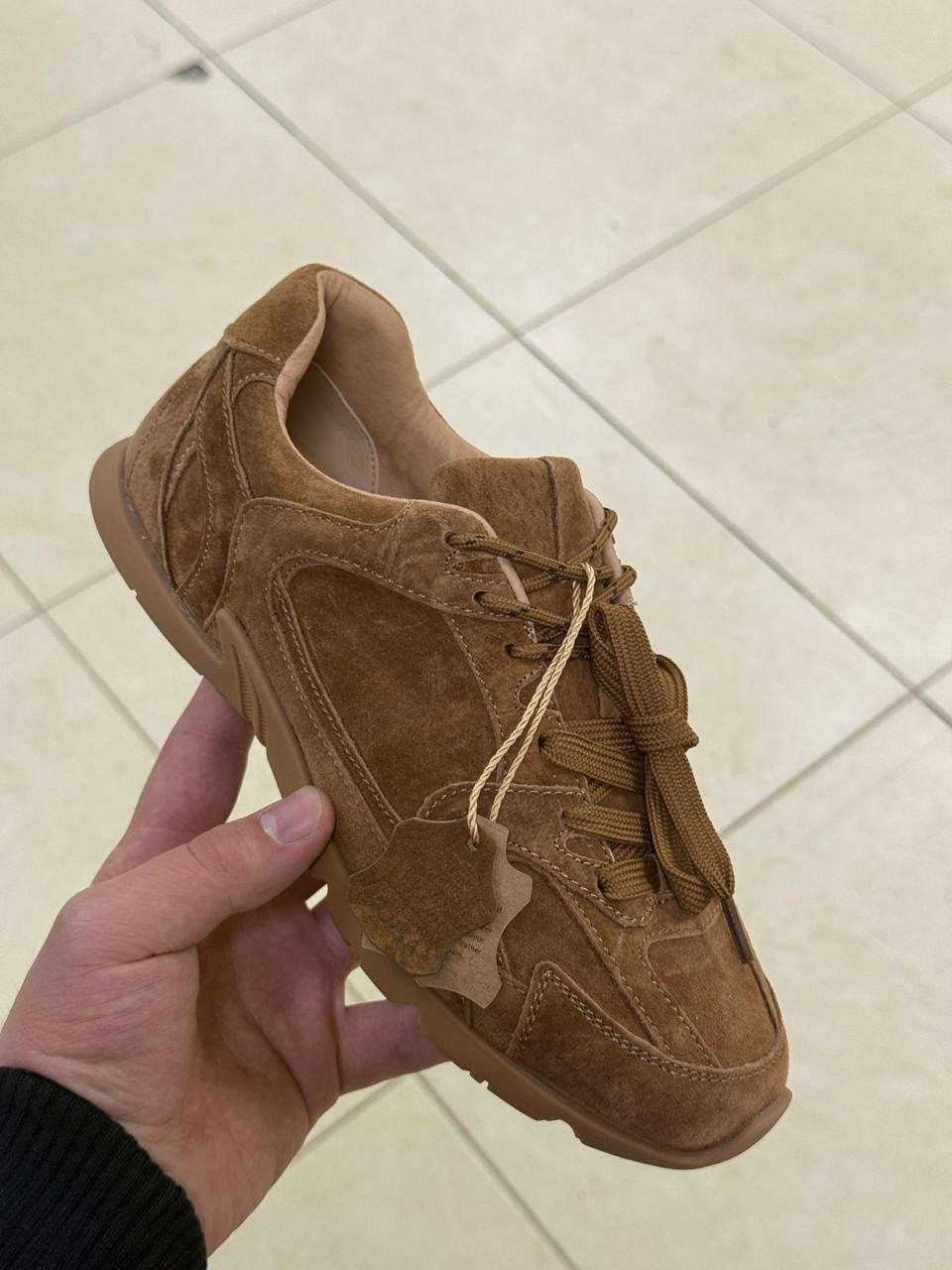 ,замшевые кроссовки,кроссовки замша,кроссовки из натуральной замши,кроссовки натуральная замша