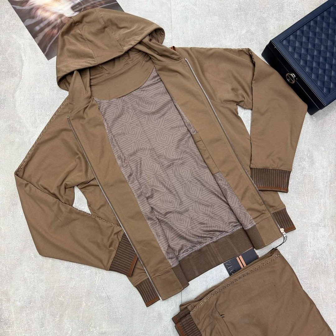 спортивный костюм brunello cucinelli,спортивный костюм loro piana,костюм прогулочный,спортивные костюм