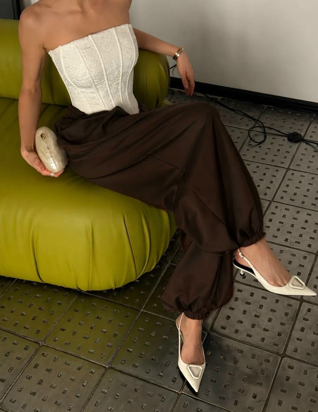 широкие брюки,одежда брюки,женские широкие брюки,брюки с широкими штанинами,белые плиссированные повседневные длинные широкие брюки с высокой талией