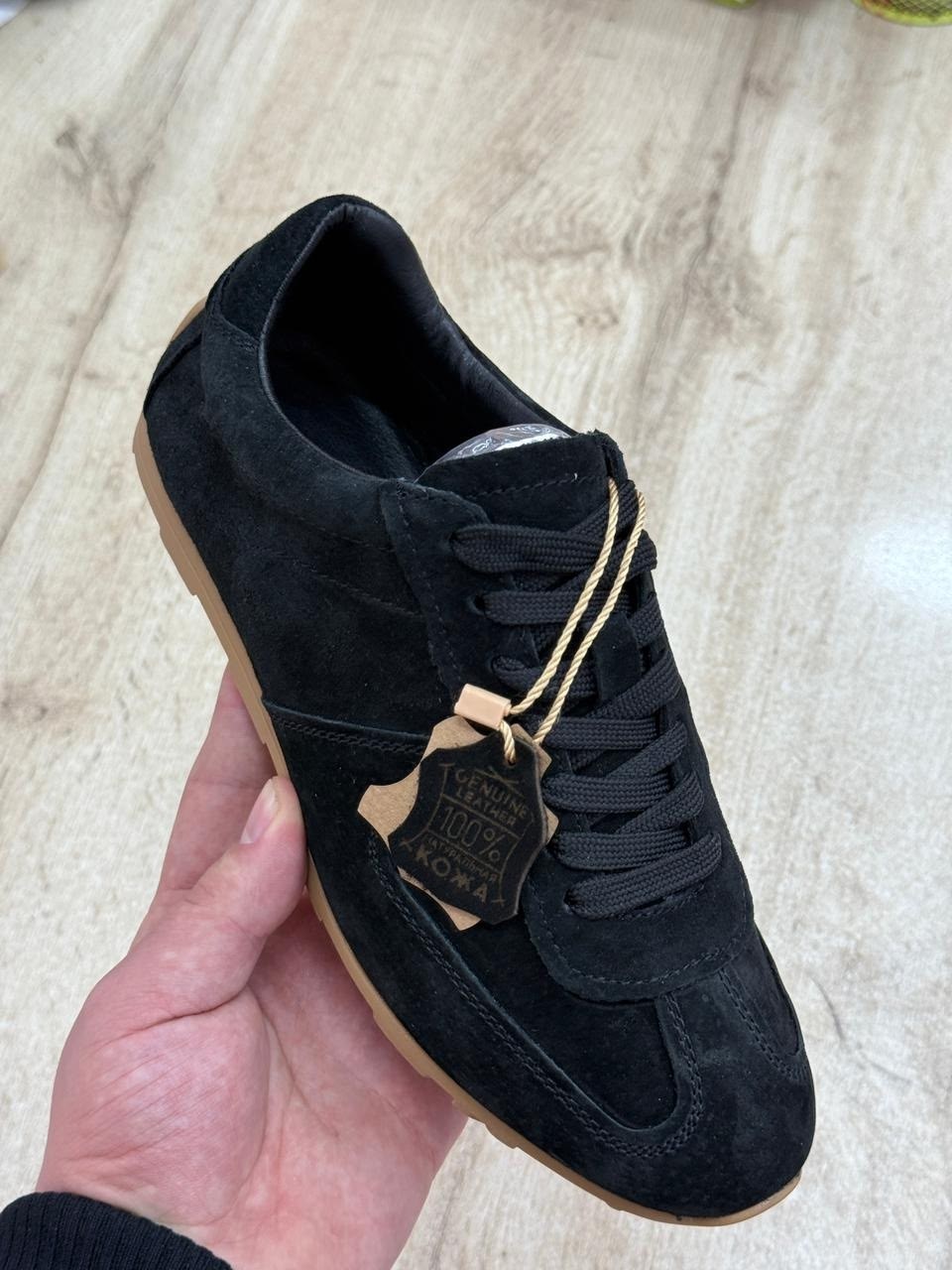 ,замшевые кроссовки,кроссовки замша,кроссовки из натуральной замши,кроссовки натуральная замша