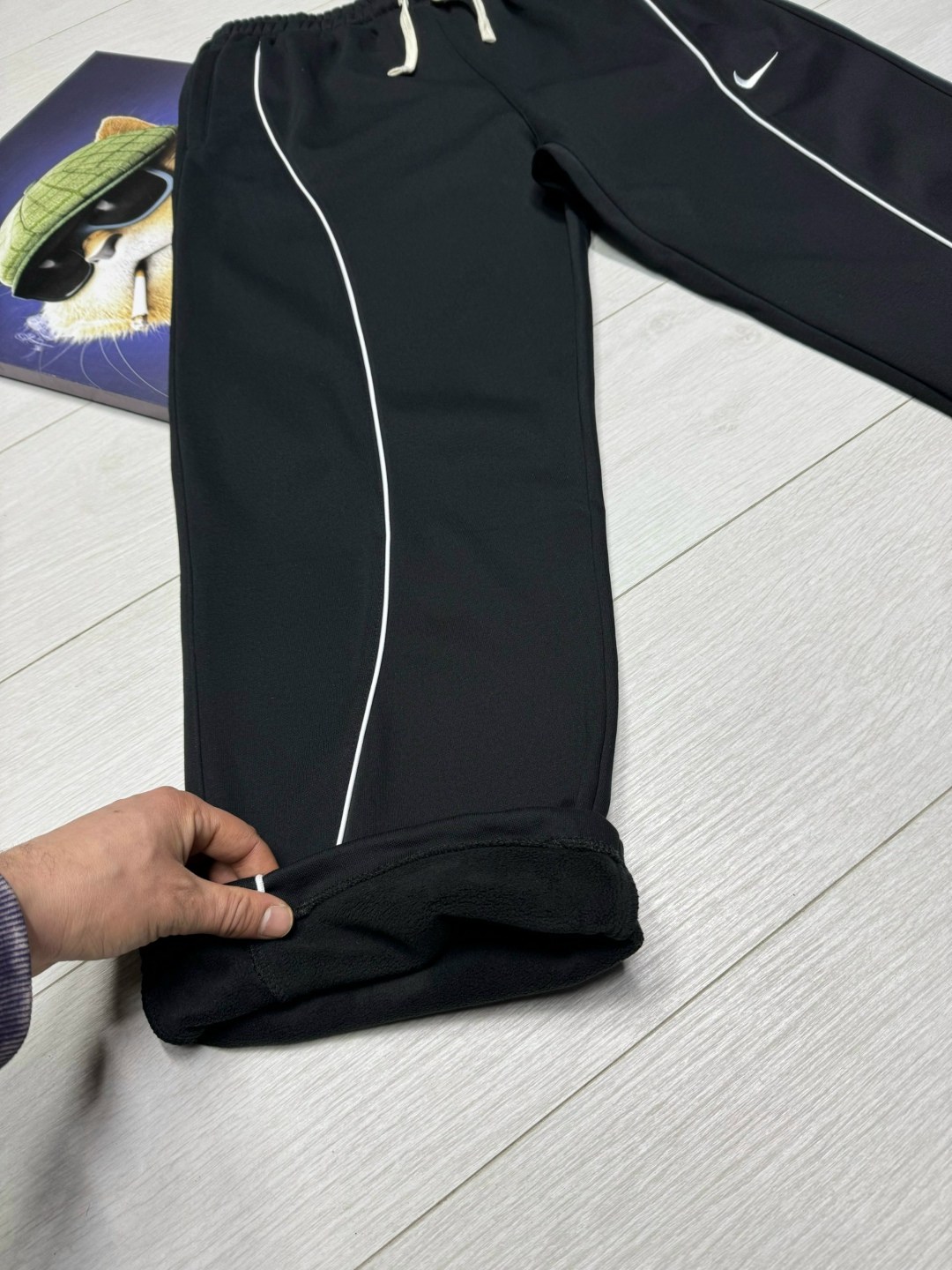 спортивные штаны nike,штаны nike,мужские спортивные штаны "nike",спортивные штаны,спортивные штаны мужские с молнией внизу штанин