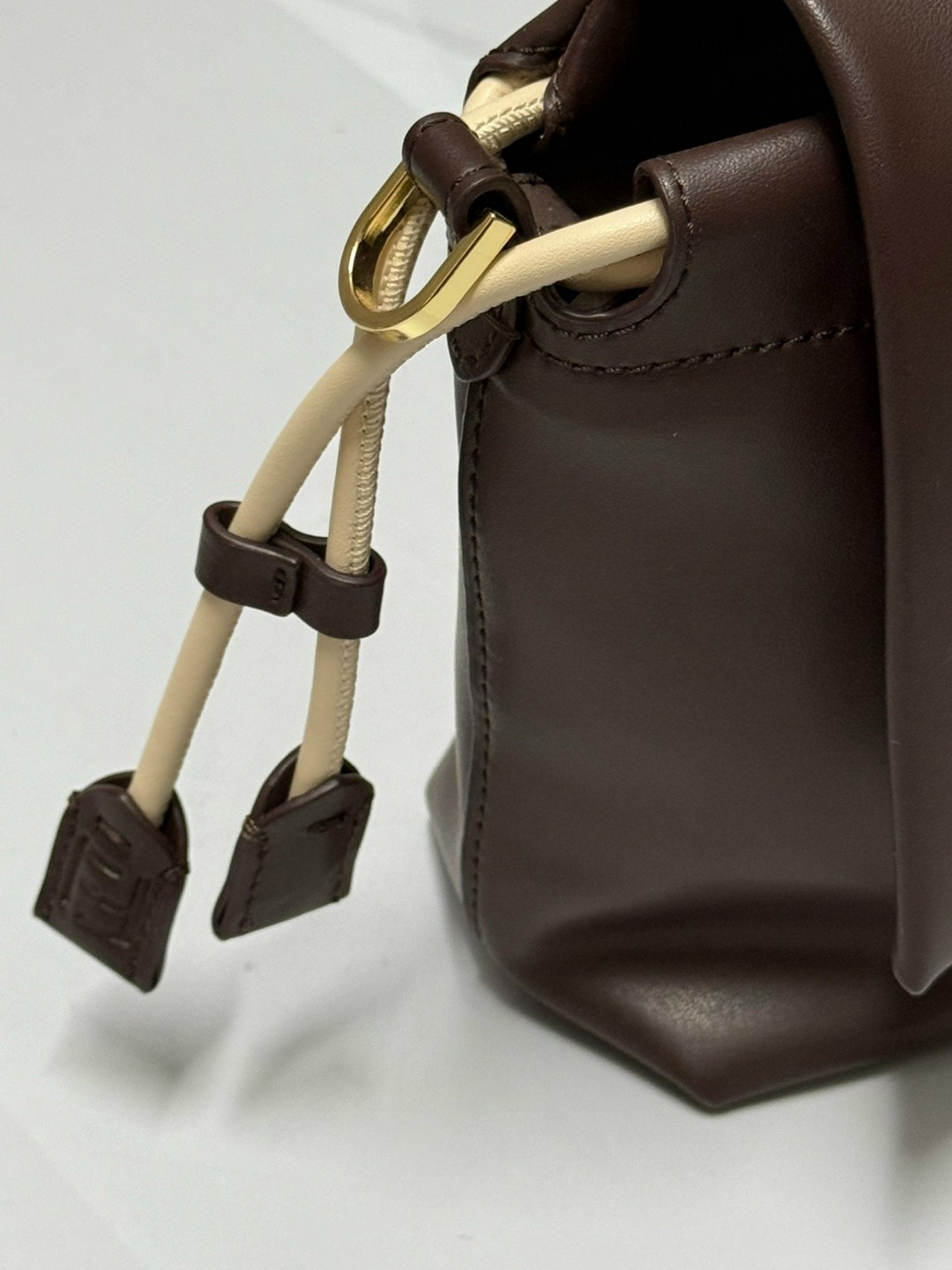 fendi сумка,fendi сумка на плечо,сумка,женская сумка fendi,сумки фенди