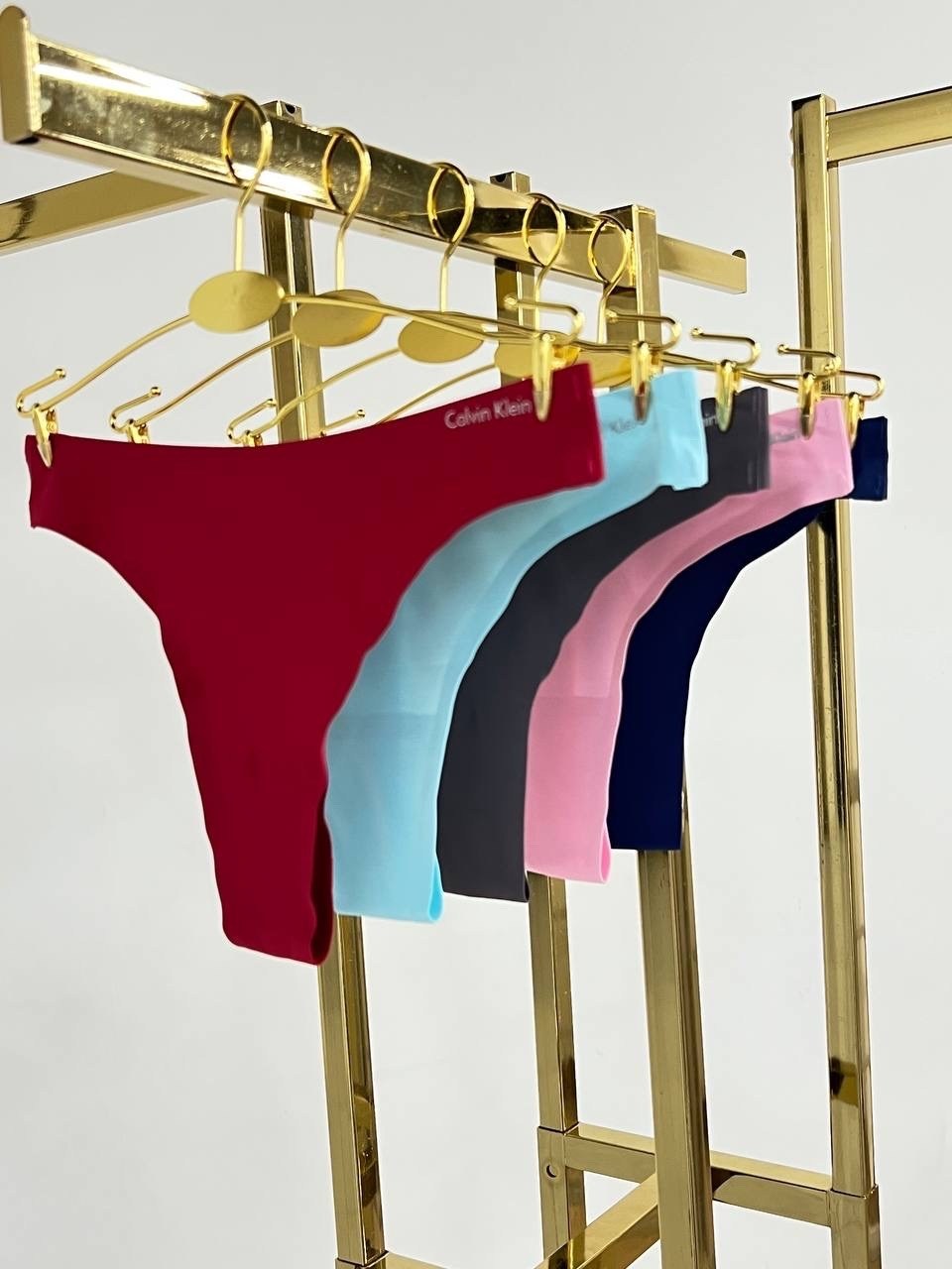 нижнее белье стринги,трусики женские стринги,нижнее белье женские стринги,женская трусы,женские трусики