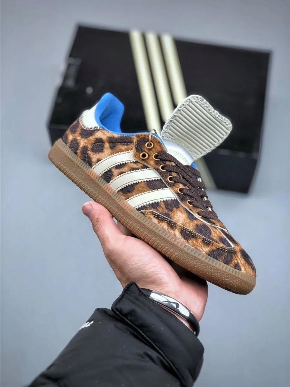 кроссовки samba adidas цвет леопардовый,кроссовки samba adidas,кроссовки адидас леопардовые,кроссовки adidas,