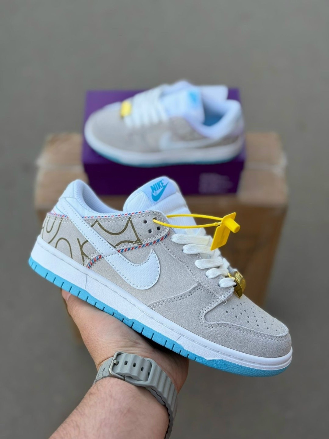 кроссовки,nike dunk low retro se barber shop – grey,nike dunk low,кроссовки женскиe,кроссовки мужские женские