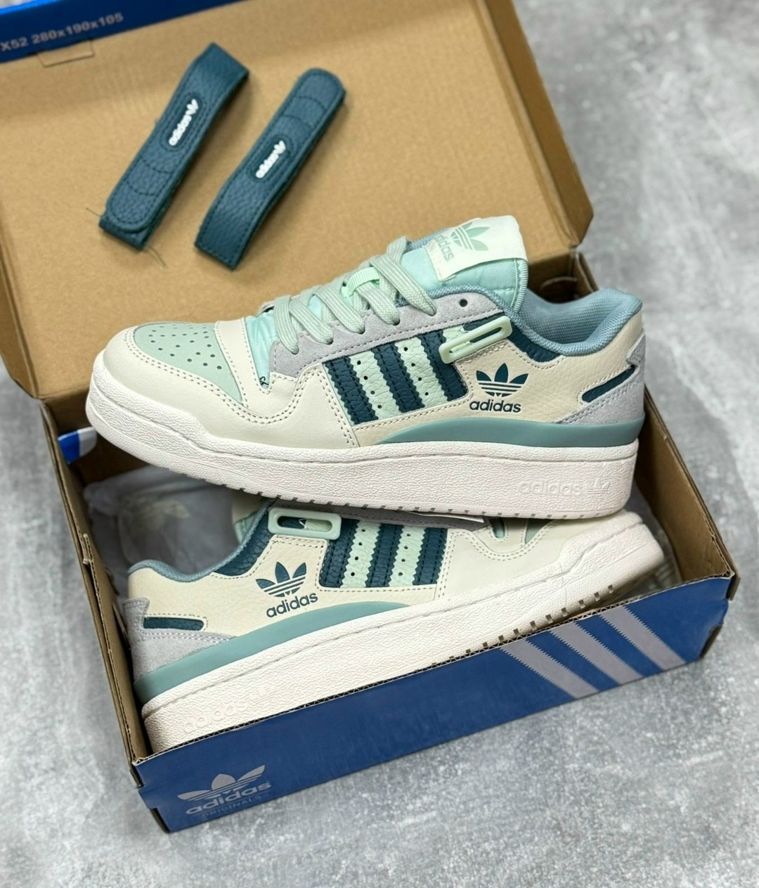 кроссовки adidas,женские кроссовки adidas,adidas forum 84 low,кроссовки мужские женские adidas,кроссовки adidas хаки