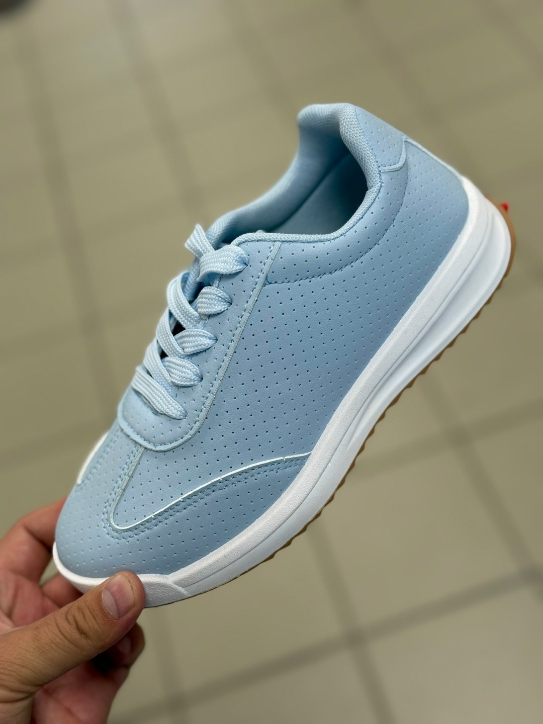 ,кроссовки женскиe,повседневные кроссовки,спортивная ,кроссовка