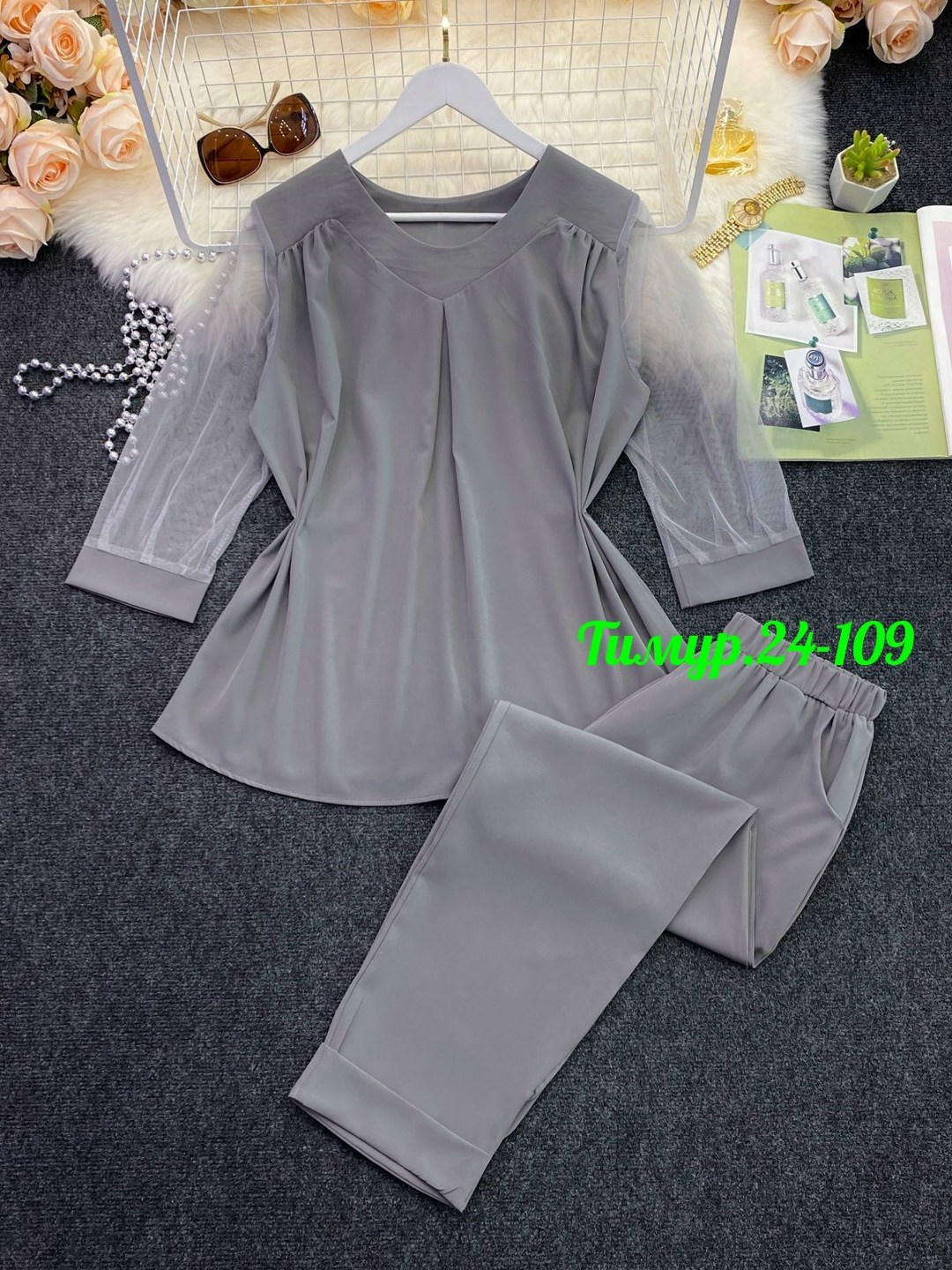 женский костюм двойка,женские костюмы,костюм брючный праздничный,костюм двойка,костюм с брюками