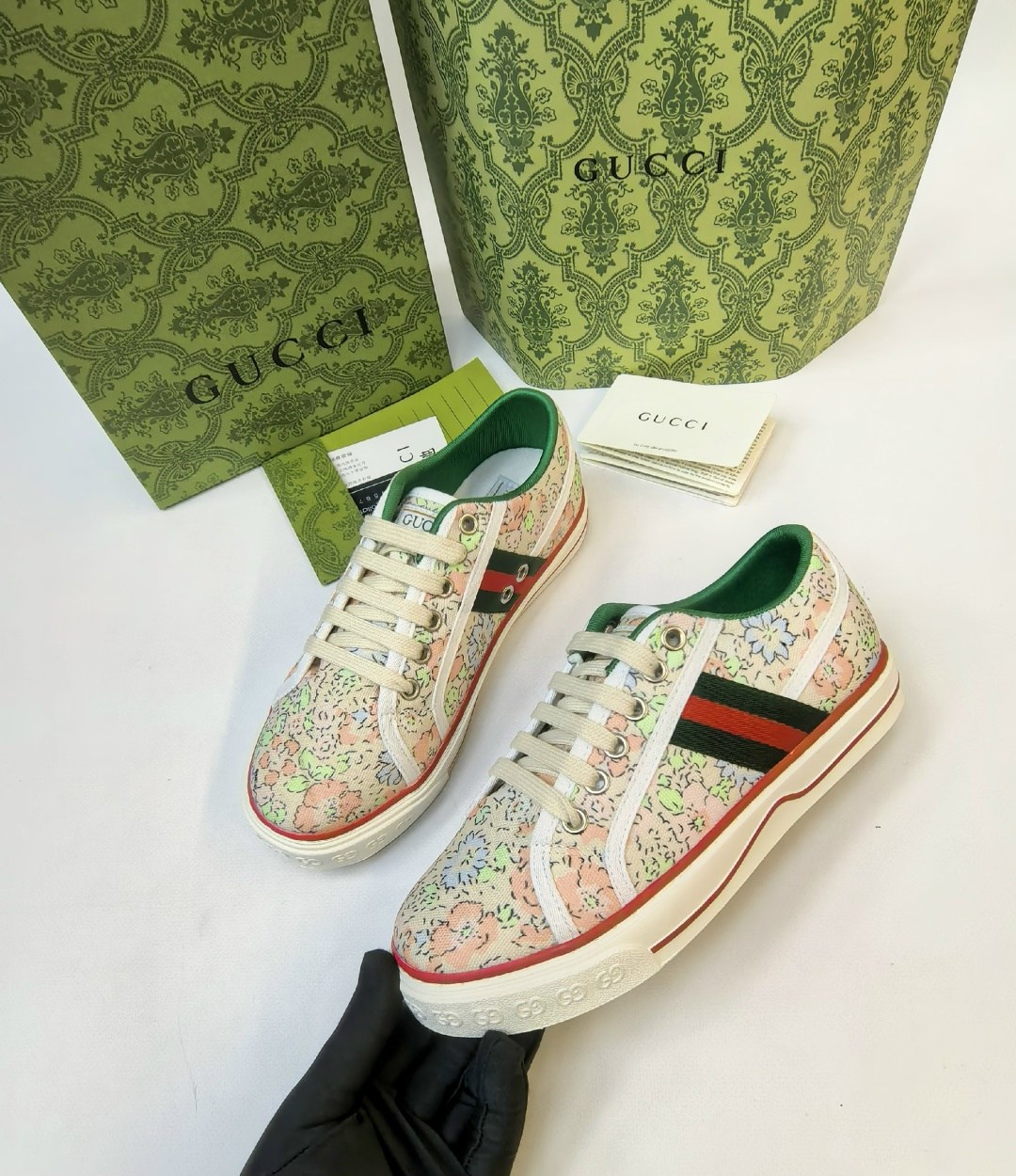 кроссовки gucci,кеды гуччи женские,кеды gucci,кеды гуччи,