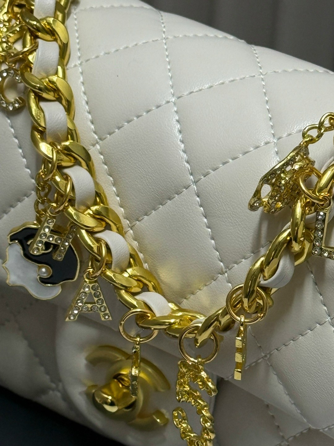 сумка шанель,сумка женская chanel,сумка chanel,сумка шанель оригинал,в стиле шанель