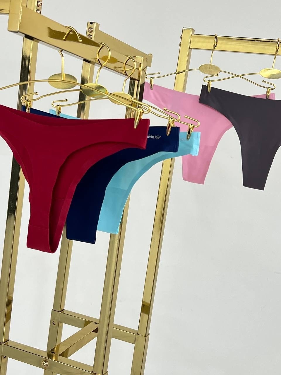 нижнее белье стринги,трусики женские стринги,нижнее белье женские стринги,женская трусы,женские трусики