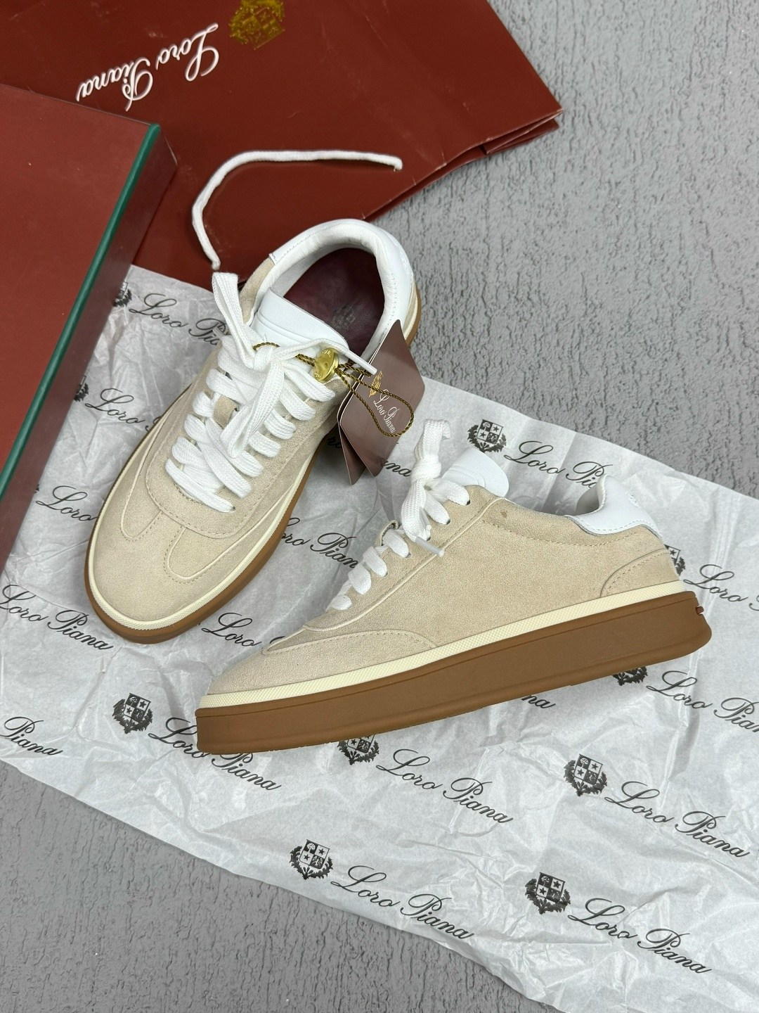 кроссовки loro piana,,кеды loro piana,кеды замшевые,кеды брендовые