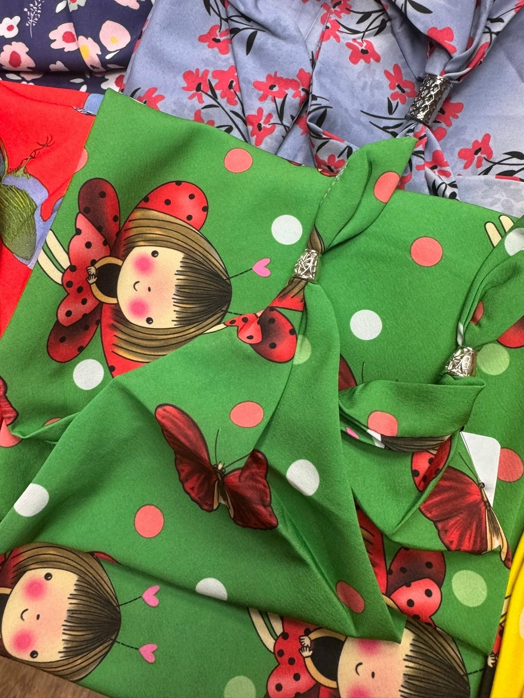 шарфы и платки,шелковый шарф,шарф женские,платки женские,платок