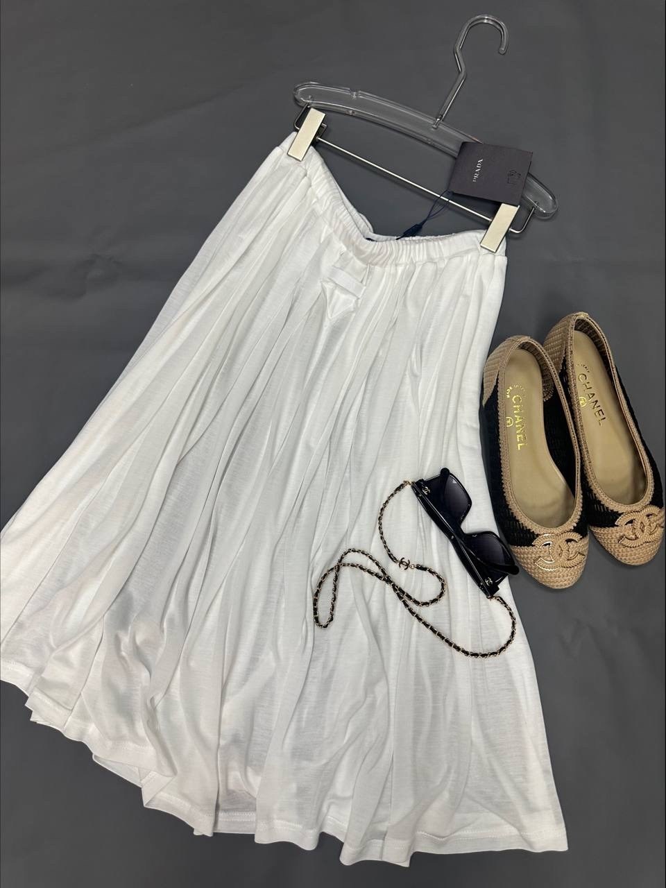 модные наряды,женская мода,мода модная,певица,девушка