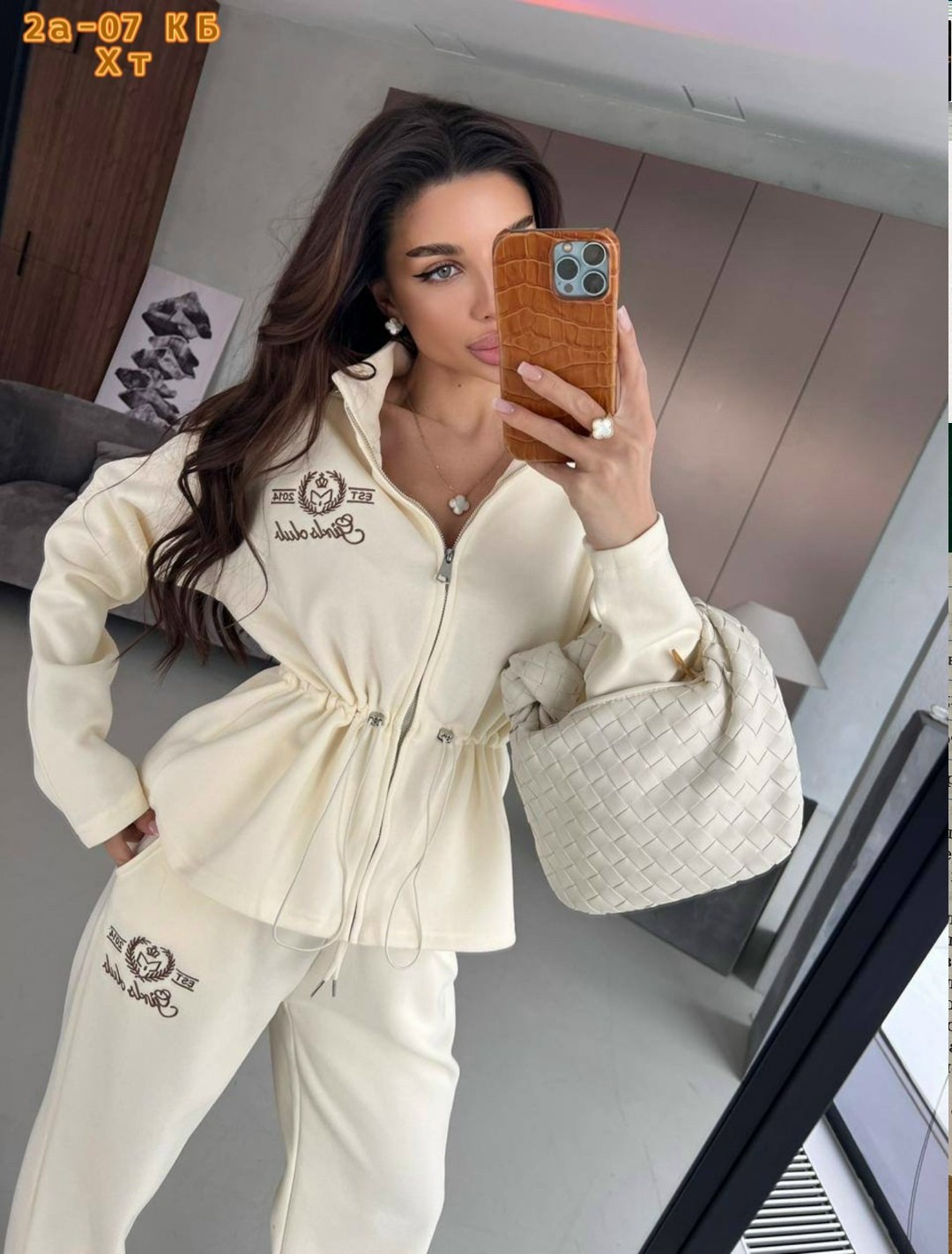 бежевый костюм,женские костюмы,женский спортивный костюм,женский костюм тройка,спортивный костюм